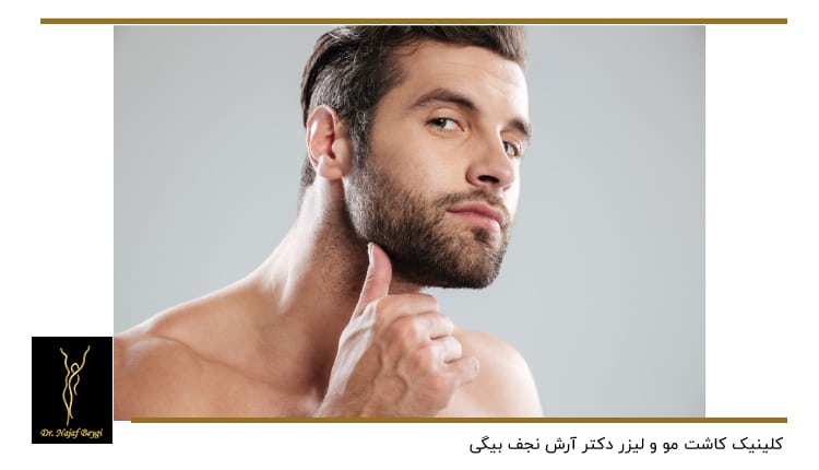 مردی با ریش و موهای پر پشت