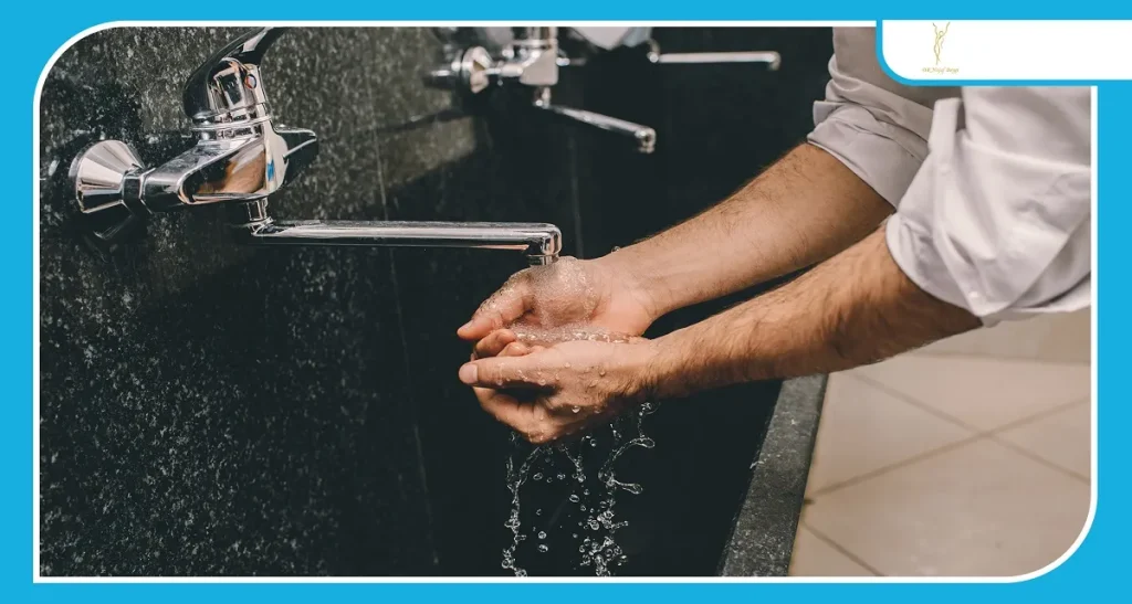 آیا کاشت مو مانع وضو و غسل است؟ حکم شرعی کاشت مو در وضو و غسل