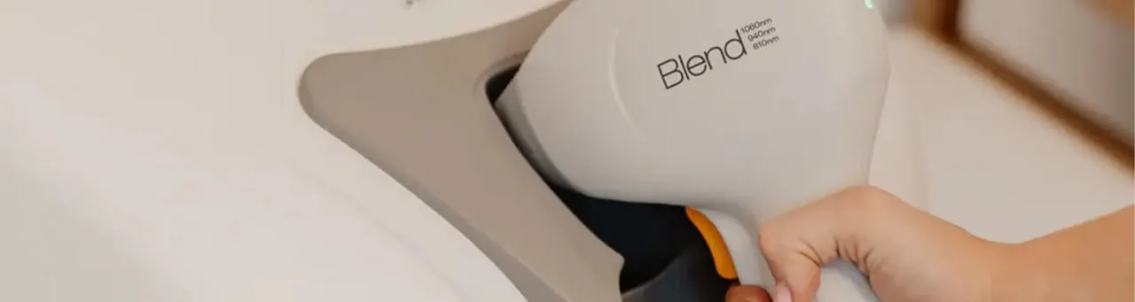 لیزر موهای زائد پا: روش سریع و دائمی برای داشتن پاهایی زیبا