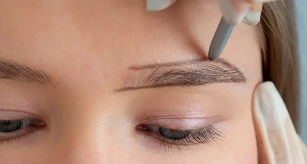 ماندگاری کاشت ابرو چقدر است
