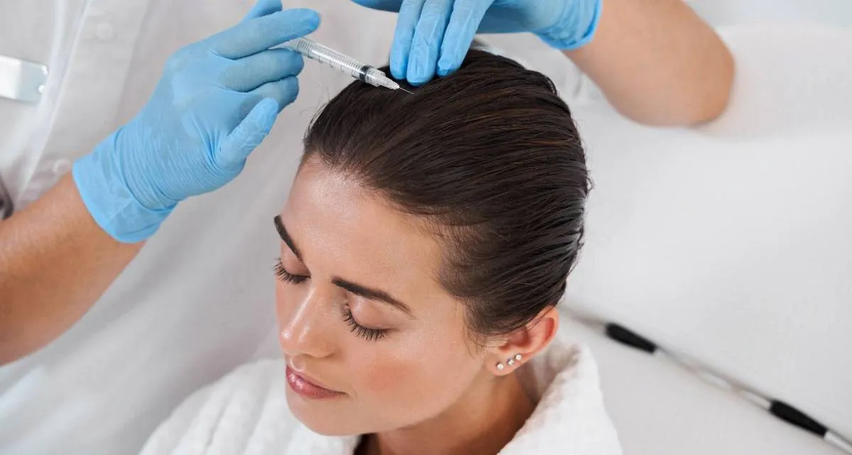 پی آر پی مو بهتره یا مزوتراپی؟ مقایسه و بررسی این 2 روش