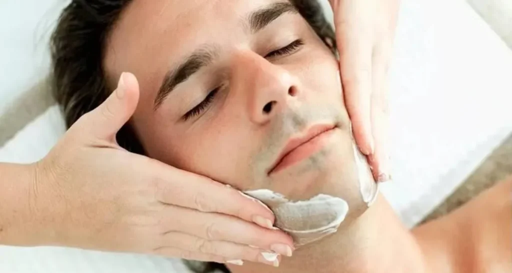 بهترین مرکز فیشیال پوست سعادت آباد