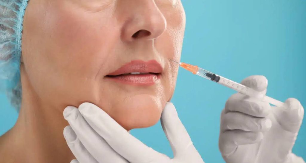 بررسی عوارض تزریق آنزیم