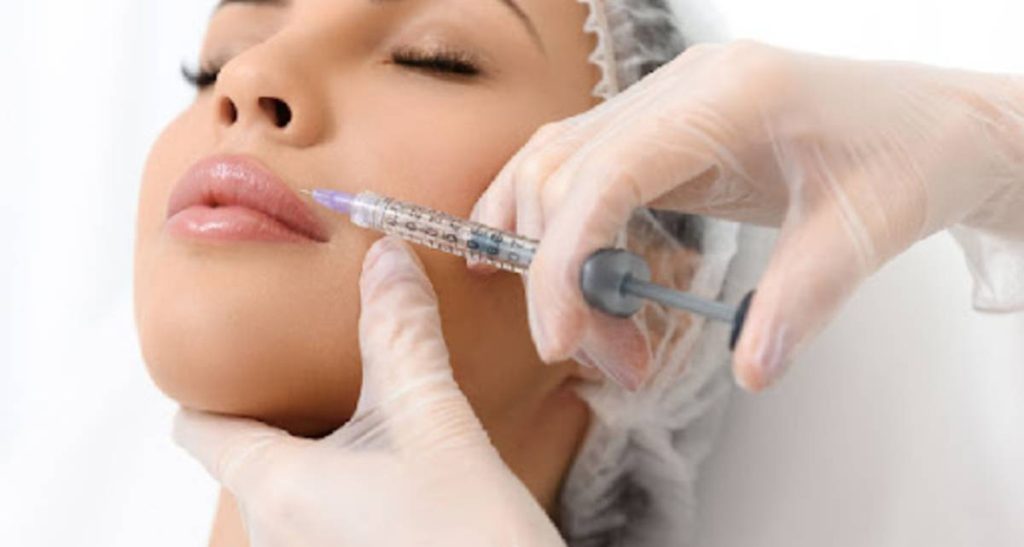 تزریق آنزیم برای از بین بردن و تخلیه ژل لب