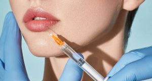 تزریق آنزیم به لب