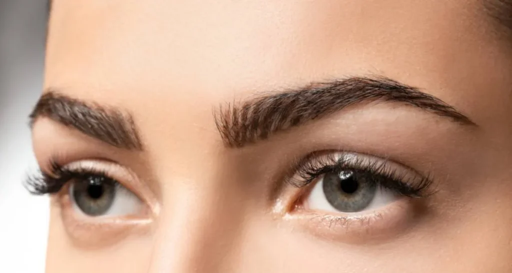 میکرو کاشت ابرو چیست؟