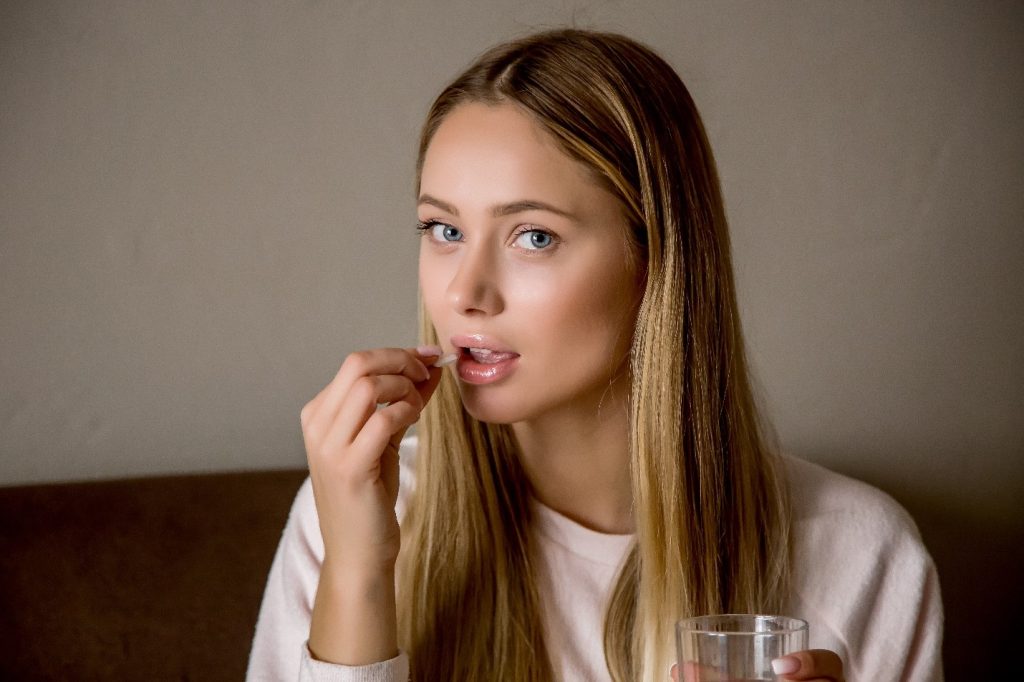 مکمل رشد مو و لیزر موهای زائد